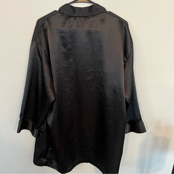 Victoria’s Secret Black Satiny Robe Lingerie Women's One Size Fits Most - Picture 2 of 5